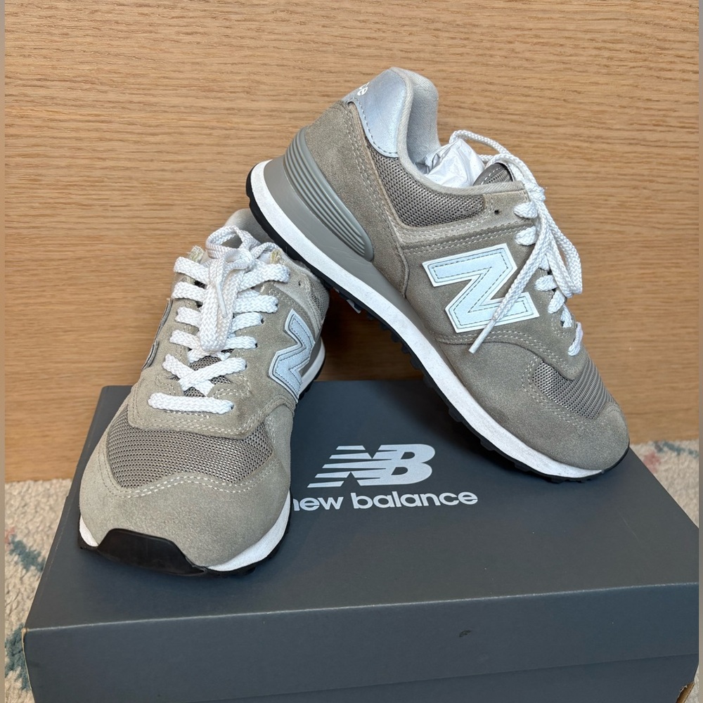New Balance WL574EVG Gray Sneakers 7.5